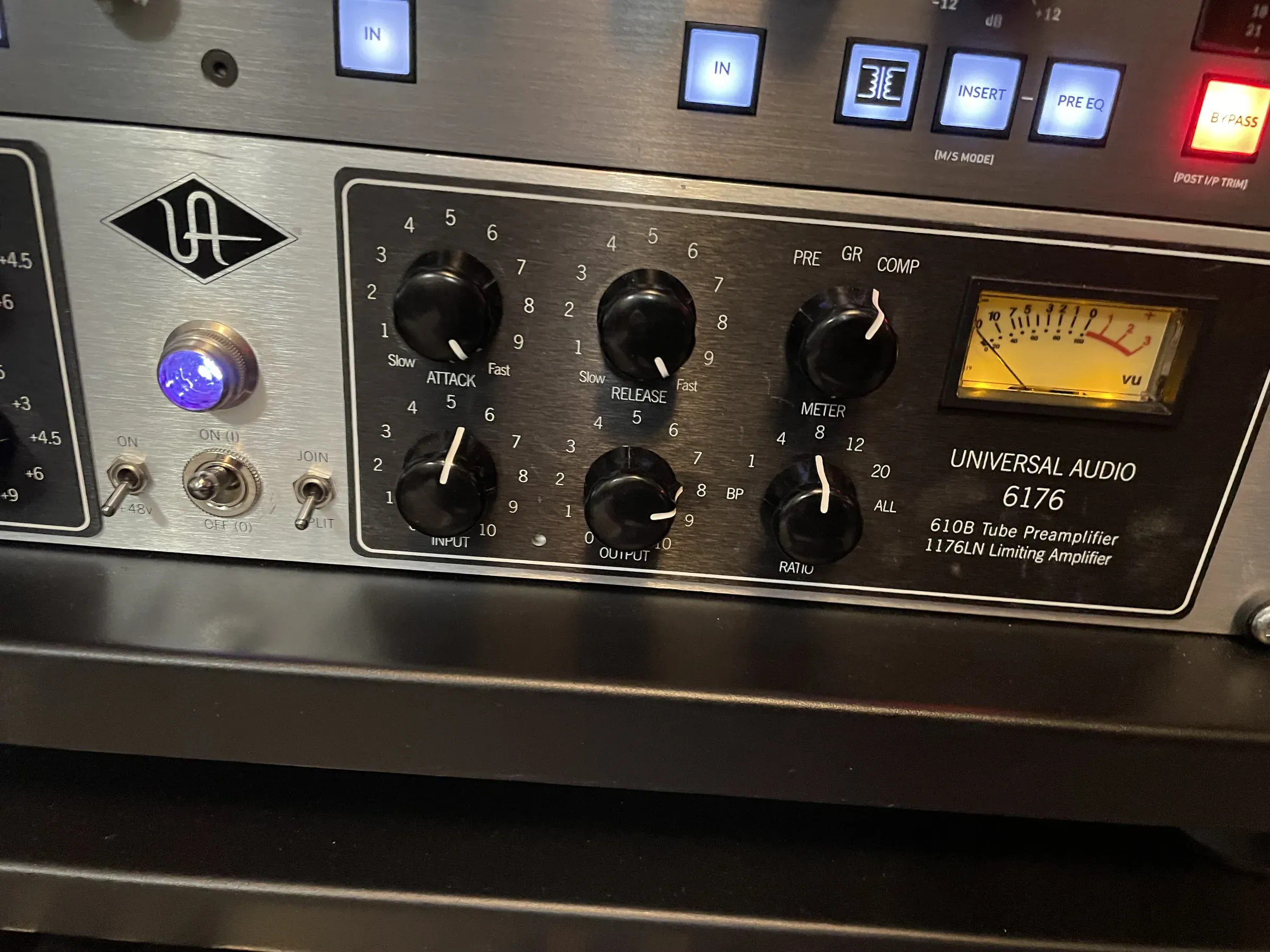 Universal Audio 6176 előlapja
